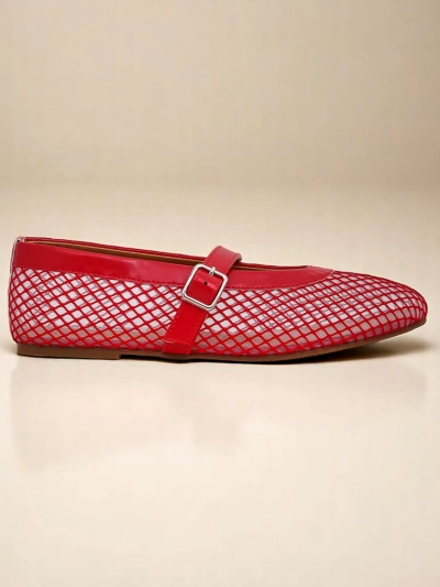 Royalfashion дамски балеринки с прорези и каишка Naommi