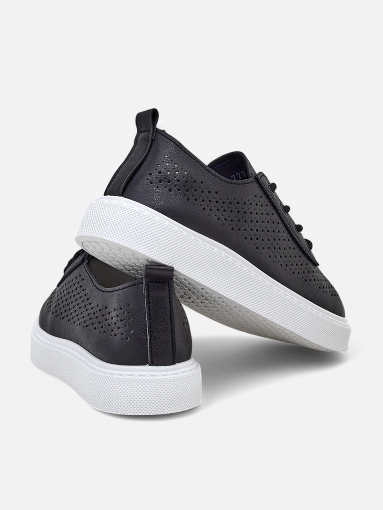 Обувки за жени с връзки Royalfashion Adette