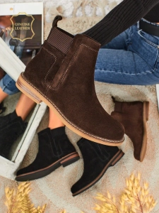 кафяв || Тъмнокафяв