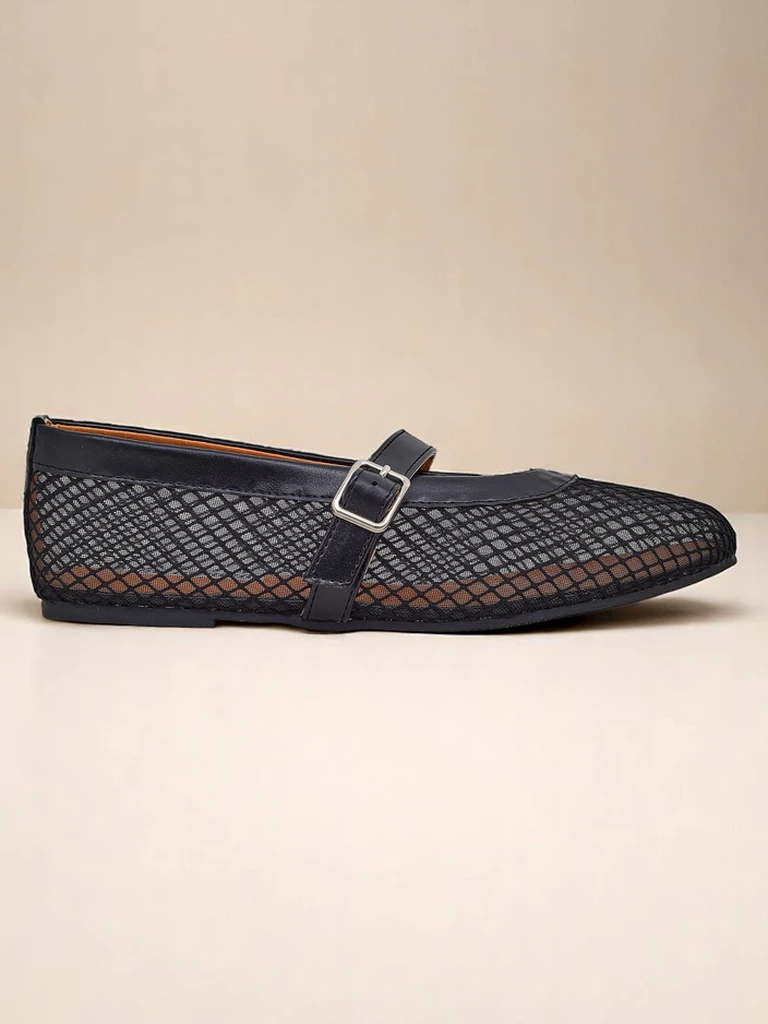 Royalfashion дамски ажурни балеринки с каишка Naommi