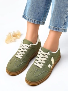 Военно зелено