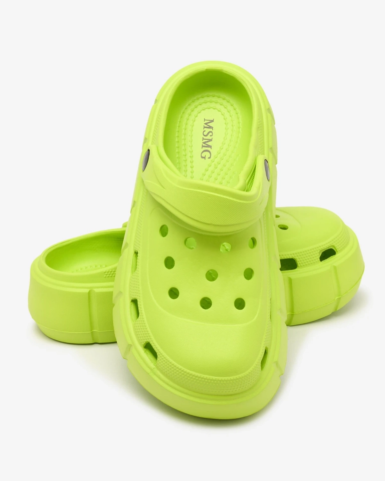 Royalfashion Неоново зелени дамски джапанки с ажурен кант Mightty