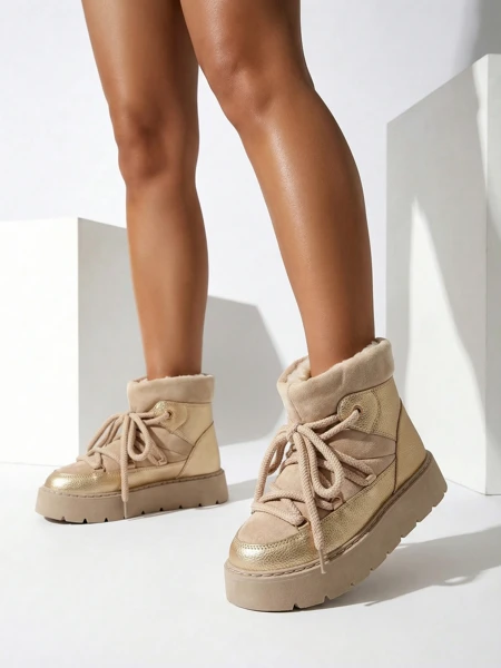 Разтегате ботуши за сняг на марката Роялфешън. Изцяло изработени от еко кожа и еко велур. Отвътре с приятна кожа и възможност за обуване без връзки или с връзки. Идеални за зимата! 87654321 <p>ДАМСКИ БОТИ ПОДПЛАТИ ЗА С?