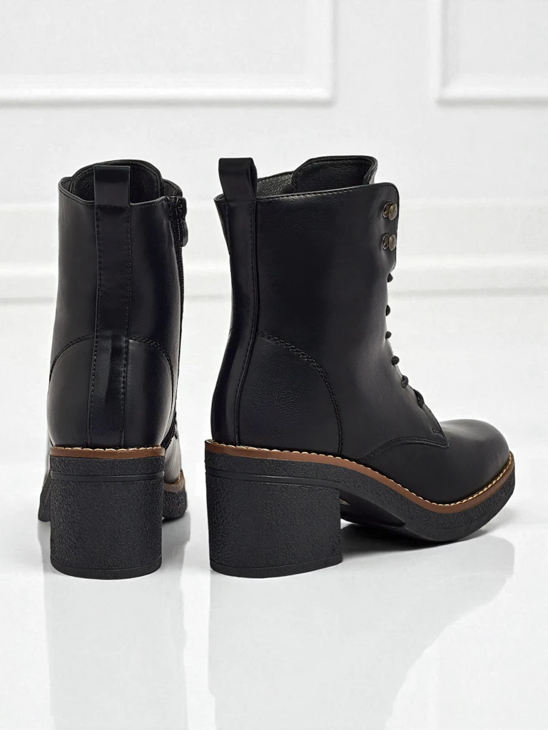 Дамски боти на ток от еко кожа Zeltra