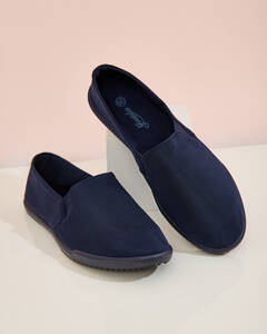 Тъмносиньо