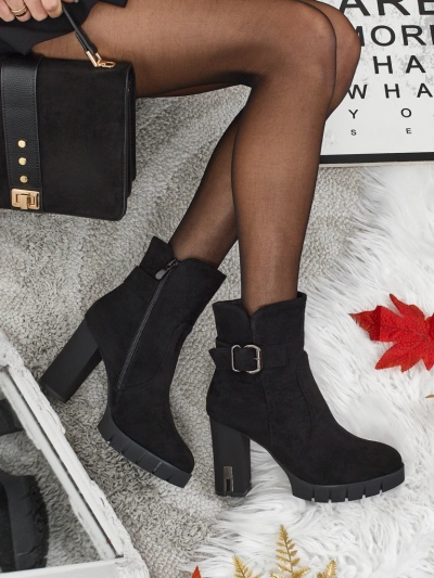 Дамски еко велурени боти до глезена на ток Liravie