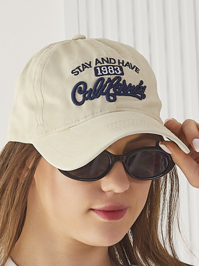 Royalfashion Унисекс шапка с козирка California