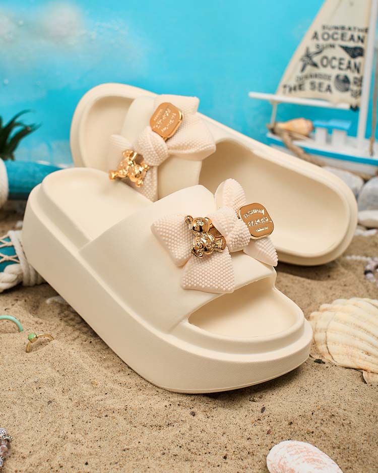 Royalfashion Дамски гумени джапанки с декоративна панделка Nilm