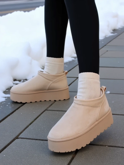 Royalfashion Дамски къси ботуши a'la snow boots Ozozi