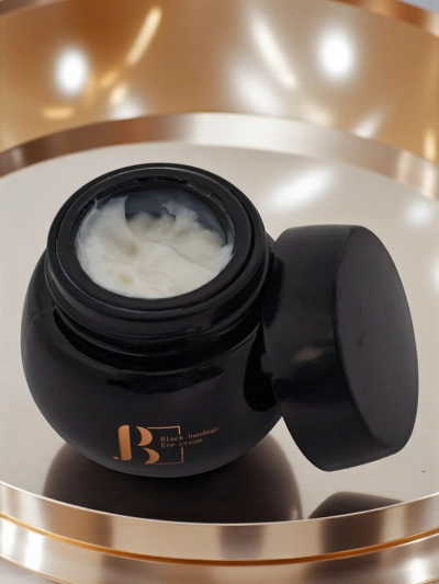 Luxelux Black Bandage Анти-ейдж крем за очи - против бръчки, хидратиращ