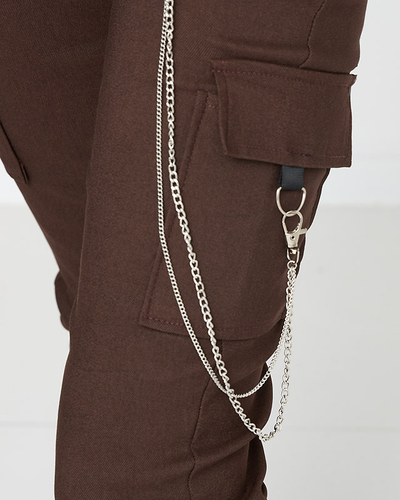 Кафяв изолиран карго панталон с джобове - Облекло