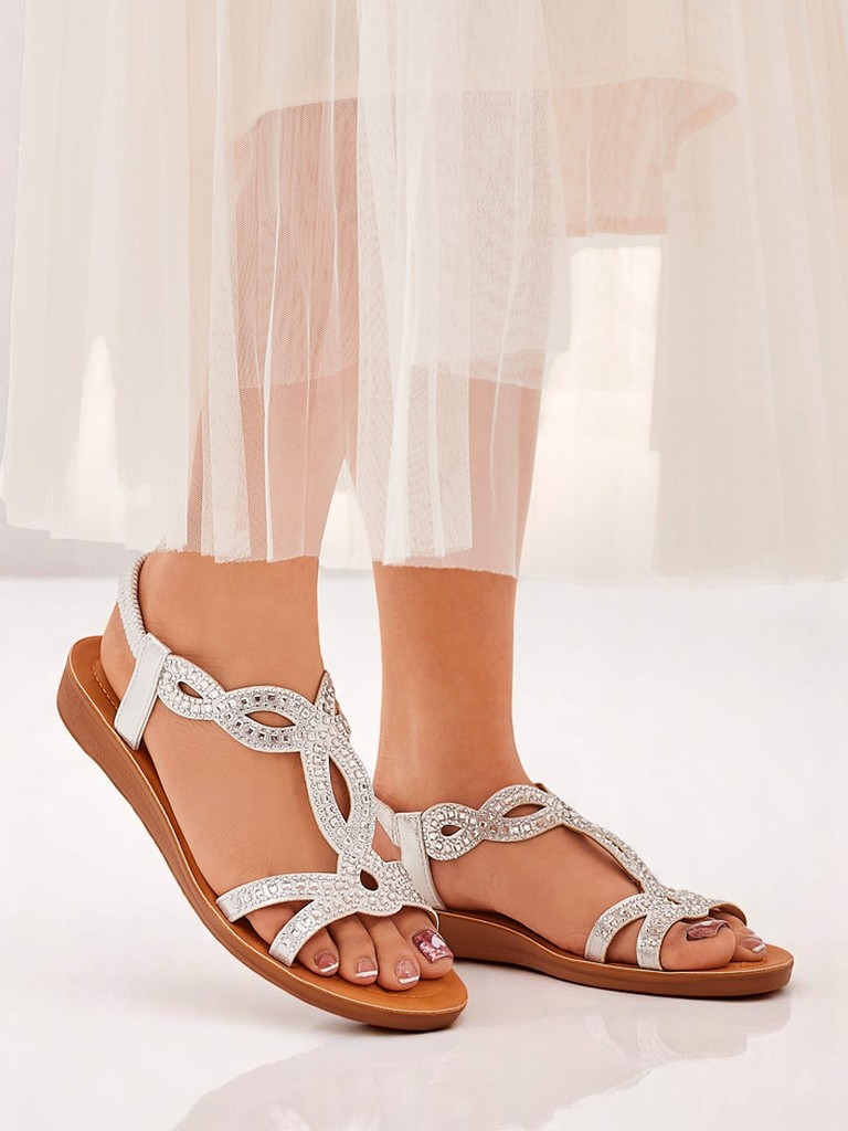 Royalfashion Дамски сандали с декоративни каишки Lola Grace