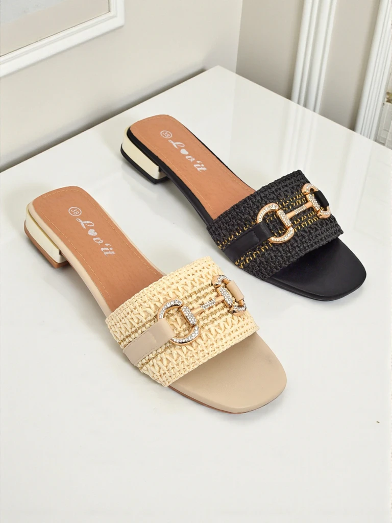 Royalfashion Дамски плетени чехли с декорация Aeterna