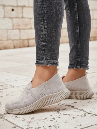 Royalfashion Дамски спортни обувки Serra, тип slip-on, от текстил