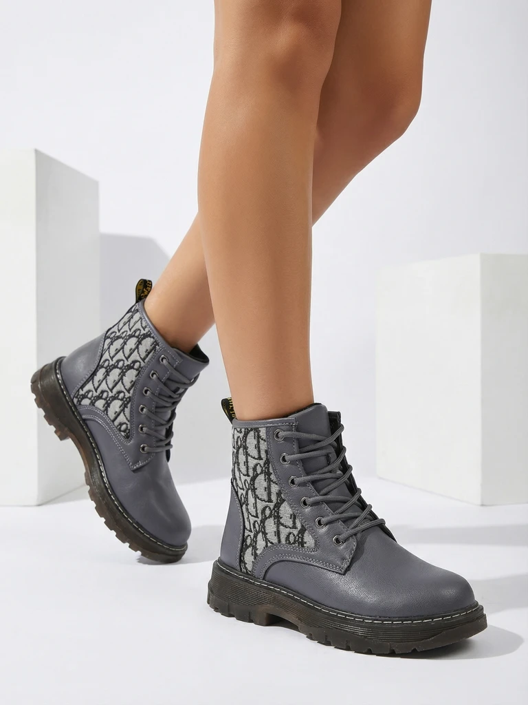 Обувки до глезен с принт Royalfashion Efrioz