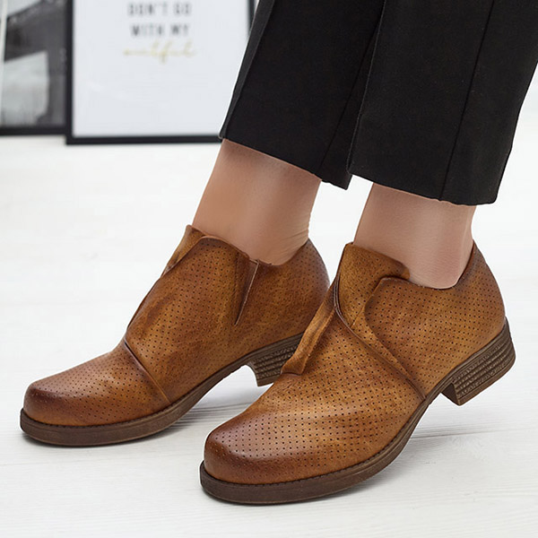 Дамски полуботуши от екокожа Камел Илиопа- Обувки