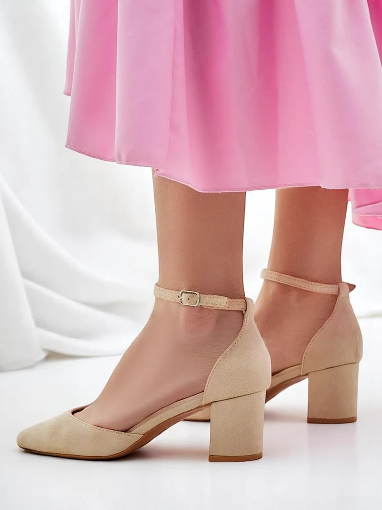 Роялфешън дамски помпи от еко велур Vinoy