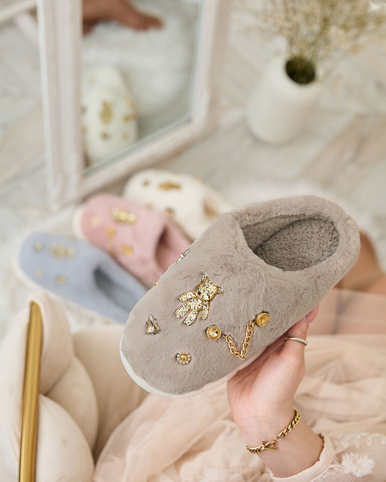 Royalfashion Сиви дамски чехли от естествена кожа с орнаменти Erserra