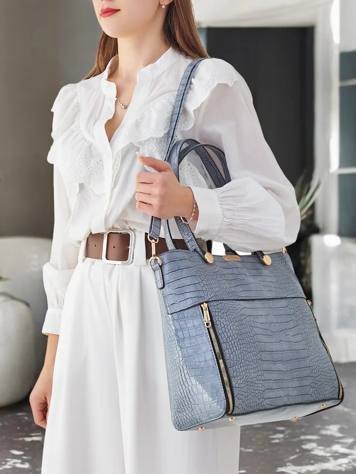 Royalfashion Патентна дамска чанта с релеф