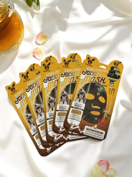 Медена маска за лице - хидратира, осветлява и тонизира