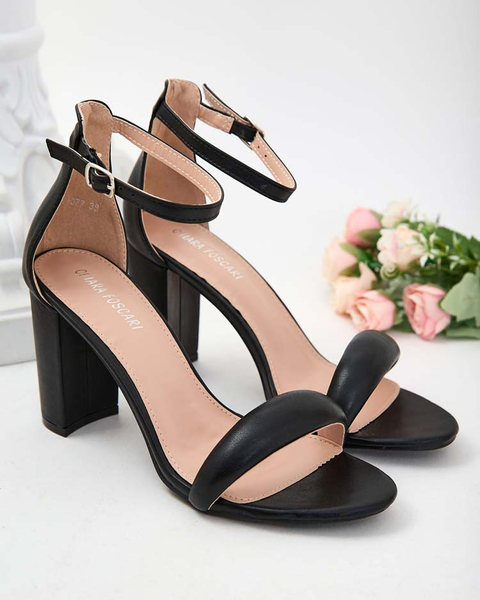 Royalfashion Дамски сандали Leheres Post