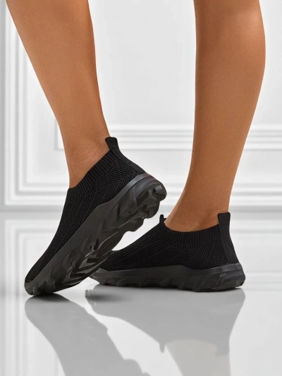 Дамски маратонки Andromeda Nero – черни, леки текстилни обувки на плоска подметка