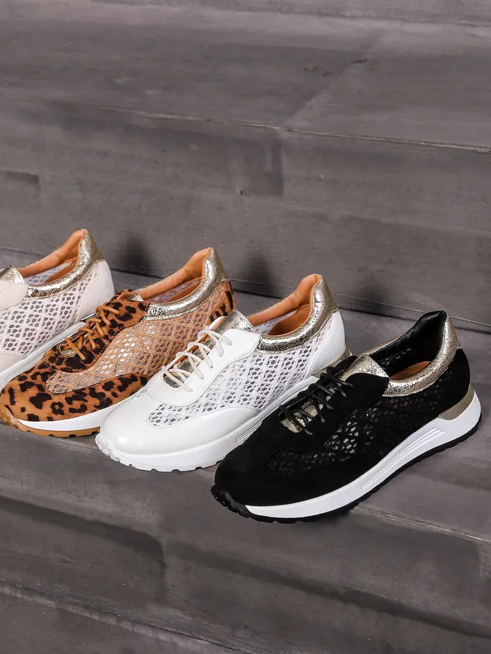 Royalfashion Перфорирани дамски маратонки Ellos