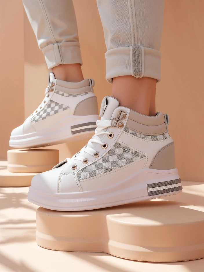 Royalfashion Дамски платформени кецове Erron