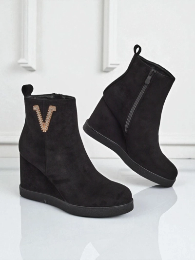 Royalfashion Дамски ботуши на токчета Nerias