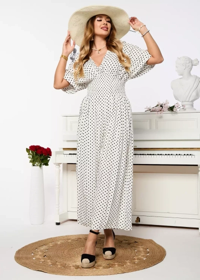 Бял дълъг дамски костюм - Облекло