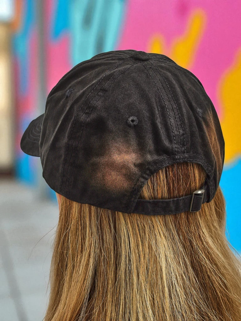 Royalfashion Шапка с козирка Paris 1976