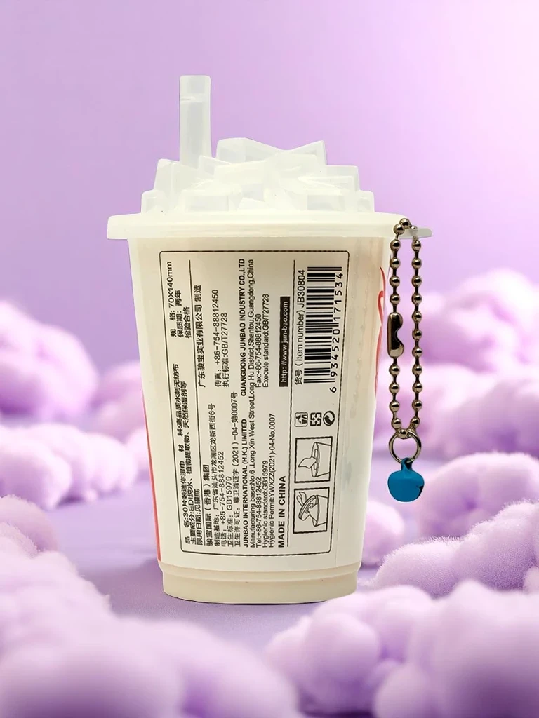 Овлажняващи кърпички в декоративна опаковка с форма на чаша с лед 30 броя