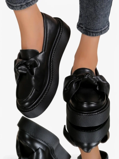 Royalfashion Елегантни дамски мокасини с панделка Ortto