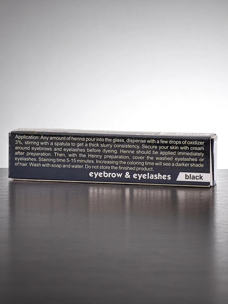 Черна прах хена за вежди и мигли