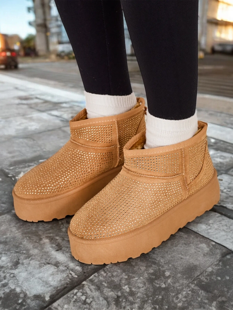 Ройалфешън Бежови дамски снежни ботуши а'ла UGGs Corob