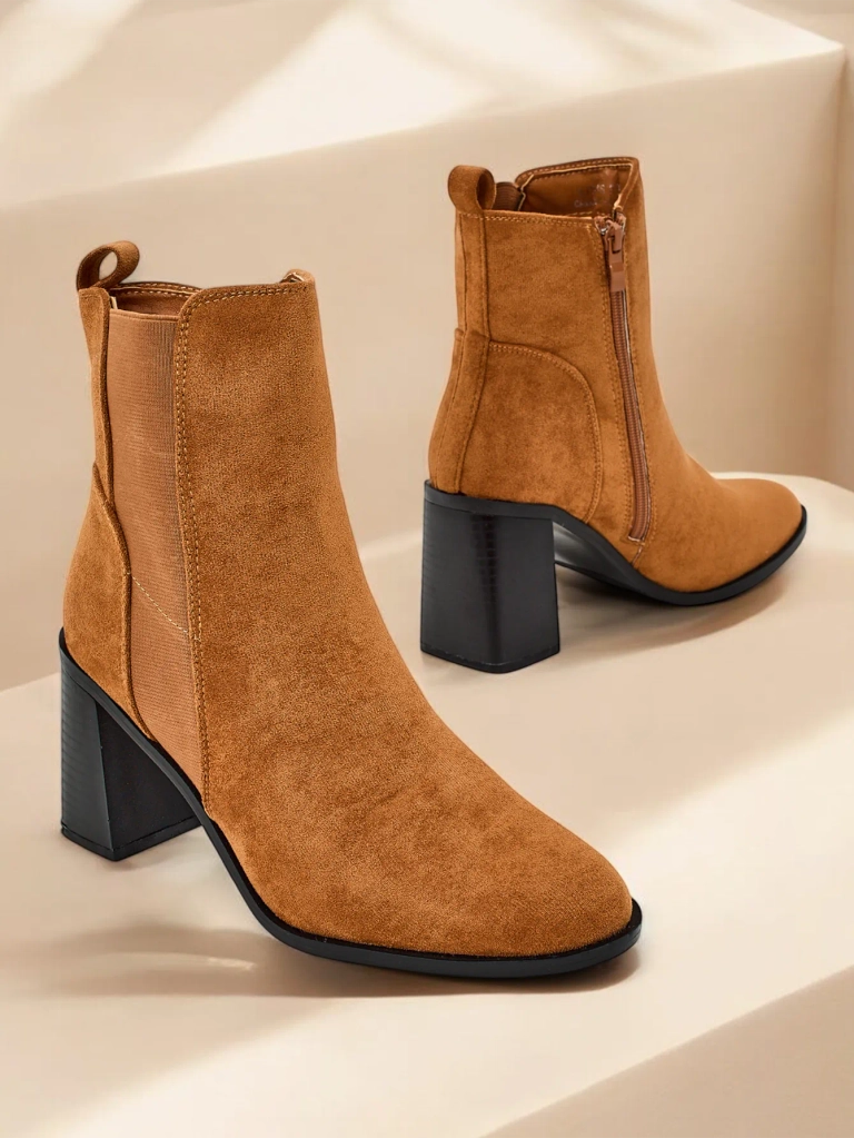 Дамски глезенки на Royalfashion с плътна пета Enotto