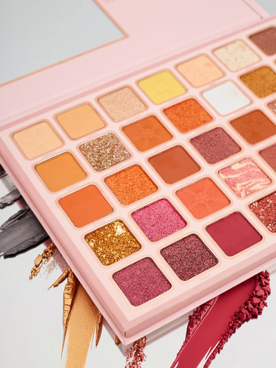 Палитра Girl Magic 35 сенки за очи с брокат и матови нюанси Златен шоколадов фъдж