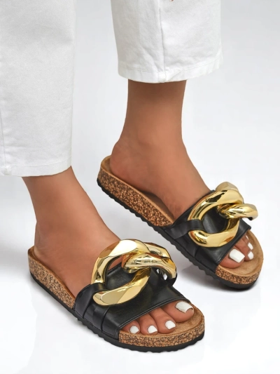 Royalfashion Черни дамски чехли с декорация Sofig