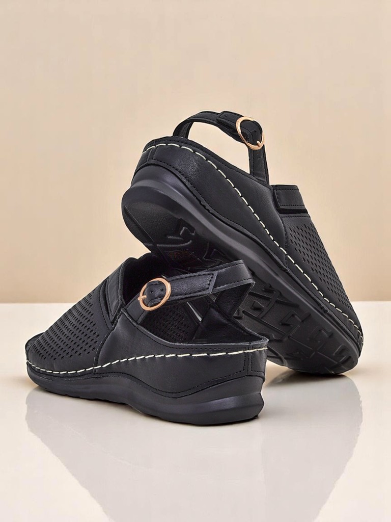 Royalfashion Дамски сандали на нисък ток Mira