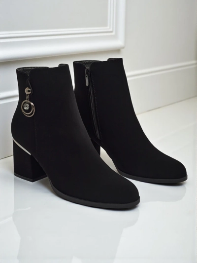 Дамски матови боти на ток Vioi