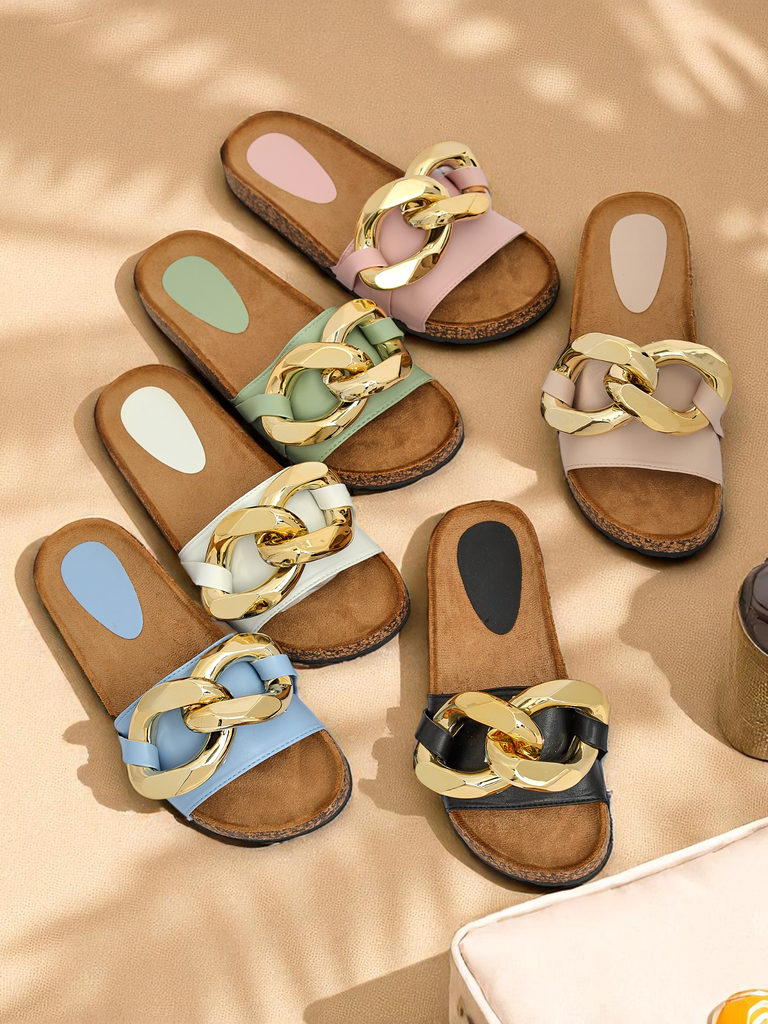 Royalfashion Черни дамски чехли с декорация Sofig