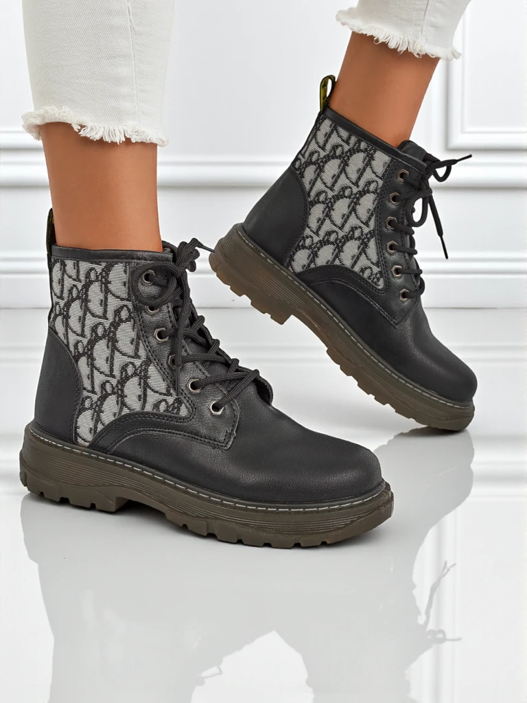 Royalfashion дамски ботуши до глезена с принт Efrioz