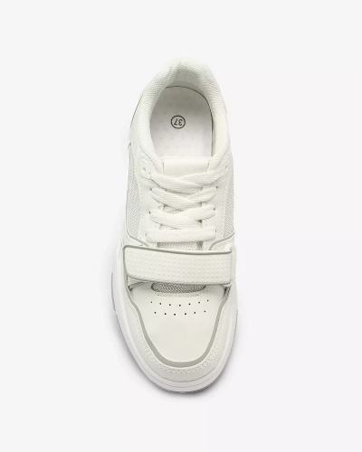 Дамски спортни маратонки в бяло-сив цвят Xirrat- Footwear