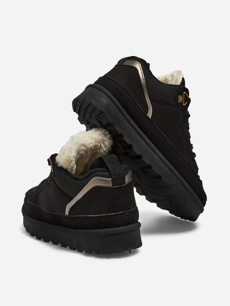 Дамски кецове Diana черни велурени удобни за зимата