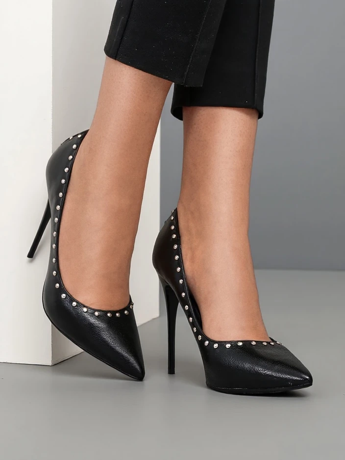 Royalfashion Дамски токчета с шипове Koscalle