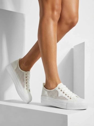 Дамски бели кецове Ariadne Mesh – дишащи кецове на плоска подметка