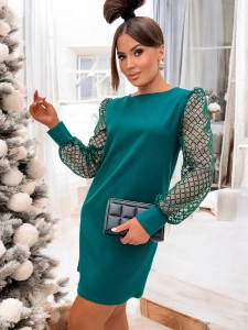 тъмнозелено