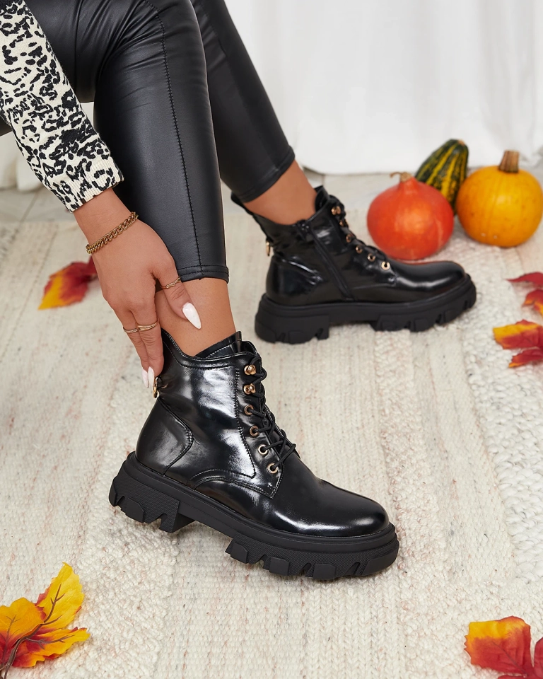 Royalfashion Черни дамски изолирани ботуши Selori от екокожа