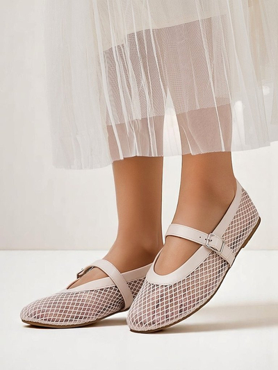 Royalfashion дамски ажурни балеринки с каишка Naommi