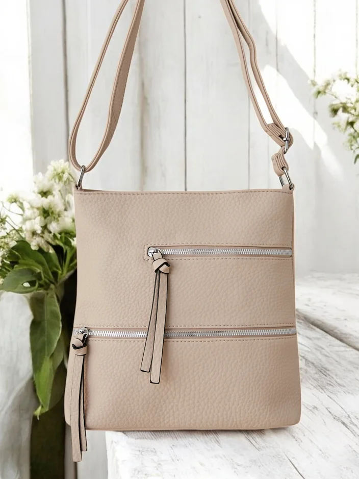 Royalfashion Малка чанта от екосинтетика